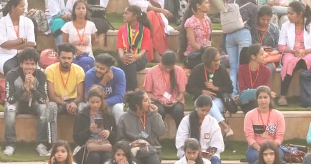 Indyjscy Studenci Otwartym Powietrzu Audytorium Marca 2024 Hyderabad Indie — Wideo stockowe