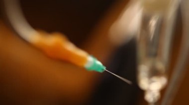 Hindistan 'a İlaç Enjeksiyonunun Kapanışı