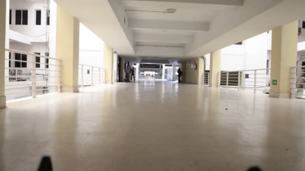Lidé Interiér Nemocnice Hyderabad Indie Března 2024 — Stock video