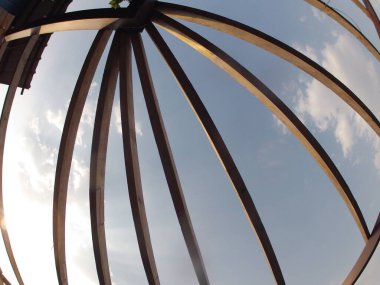 Tatil köyünün dışı