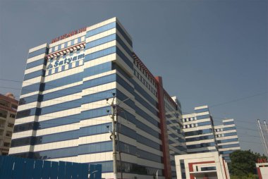 Modern yazılım binasının dış yüzeyi