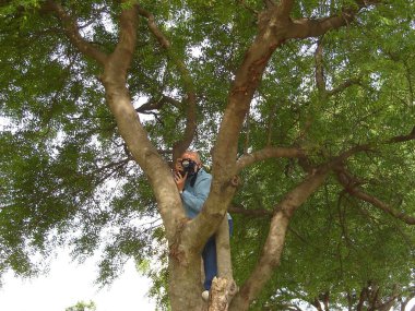 İş yerindeki fotoğrafçı Hyderabad Hindistan 30 Aralık 2025