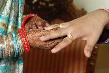 Aşıkların Ellerinin Yakınlığı