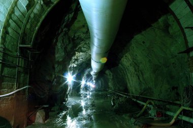 Hindistan tepesinden tünel kazmak