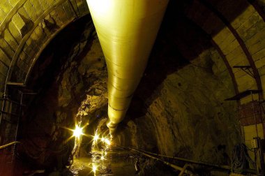 Hindistan tepesinden tünel kazmak