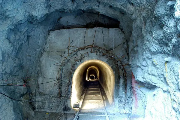 Digging Tunnel Through hill India