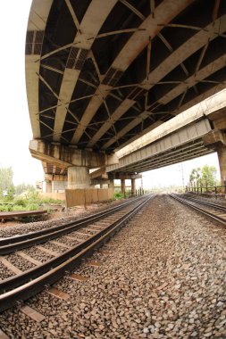 Tren yolu kırsal alanda Hindistan