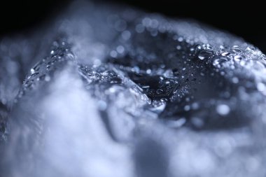 Beyaz Şeffaf İz Kağıdı 'na su damlaları