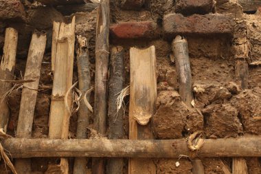 Hasarlı Kırsal Ev Çamur Duvar Dokusu