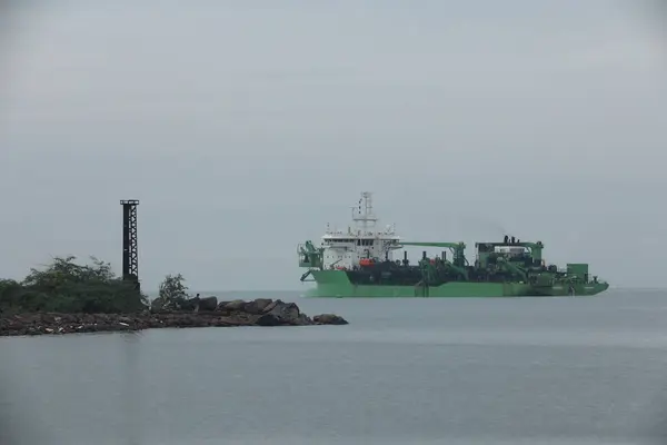 stock image Ship in the sea at Harbor