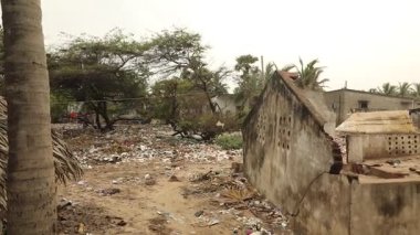 Hasarlı Balıkçı Kulübesi Kakinada Sahili 5 Şubat 2025