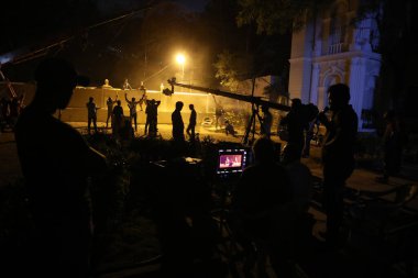 Hyderabad 'ın çalıştığı yerdeki film ekibinin gece çekimi. 5 Şubat 2025.
