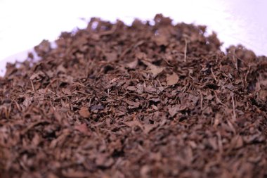Kurutulmuş Gri Marihuana Satmak için Yapraklar
