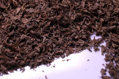 Kurutulmuş Gri Marihuana Satmak için Yapraklar