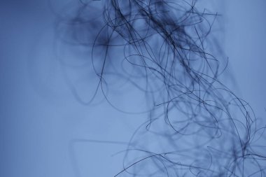 Ayışığı tarafından aydınlatılan Makro Saç Çekimi