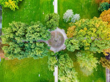 Naleczow sanatoryumundaki Spa Parkı