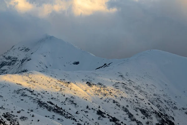 Αργά Φθινόπωρο Και Τις Αρχές Του Χειμώνα Βουνά Tatra Rakon — Φωτογραφία Αρχείου