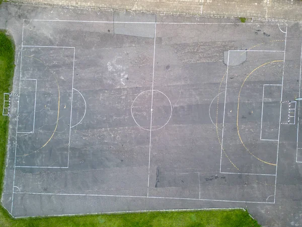 Halka Açık Bir Parktaki Futbol Sahasının Üst Görüntüsü Üst Görünüm — Stok fotoğraf