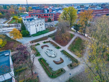 Park Slowackiego ile Pabianice şehir merkezi