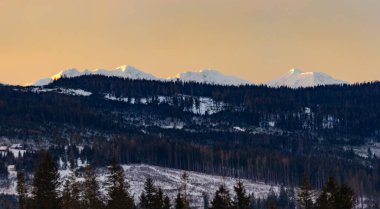 Kışın Batı Tatra Dağları 'nda görünüm
