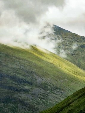 İskoçya 'daki dağlara bakın - İskoçya