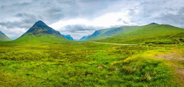İskoçya 'daki Glen Coe Vadisi