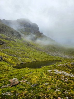 Ağaç Kardeşleri Dağları - Glen Coe Vadisi - İskoçya