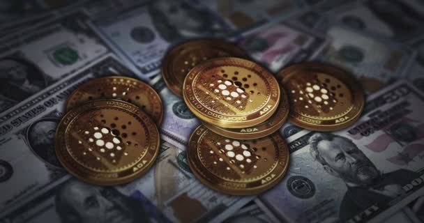 Cardano Ada Cryptocurrency Koin Emas Atas Uang Kertas Dollar Mata — Stok Video