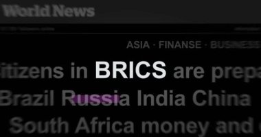 BRICS ekonomi grubu ve sendika örgütü uluslararası medyada manşet oldu. Ekranlarda yayınlanan web haber başlıklarının soyut konsepti. Kusursuz ve döngülü animasyon.