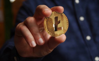 Litecoin LTC şifreleme altın sikke elde soyut kavram