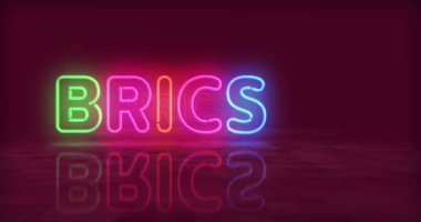 BRICS neon sembolü. Renkli ampuller. Uluslararası politika örgütü soyut, kusursuz ve döngüsel bir kavram. 3D tünel animasyonunda uçuyor..