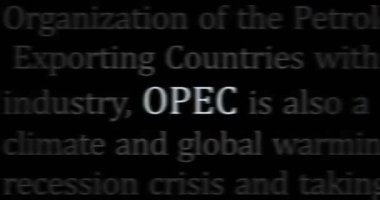 OPEC Organizasyon Petrol İhraç Eden Ülkeler petrol ihraç ederek ihracat derneği manşetini medyaya sunuyor. Gürültü görüntüleme döngüsündeki haber başlıklarının soyut konsepti. TV arızası efekti kusursuz döngülendi.