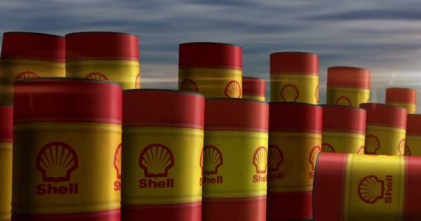 Poznan Polônia Outubro 2023 Shell Oil Oil Fuel Barrels Row — Vídeo de Stock