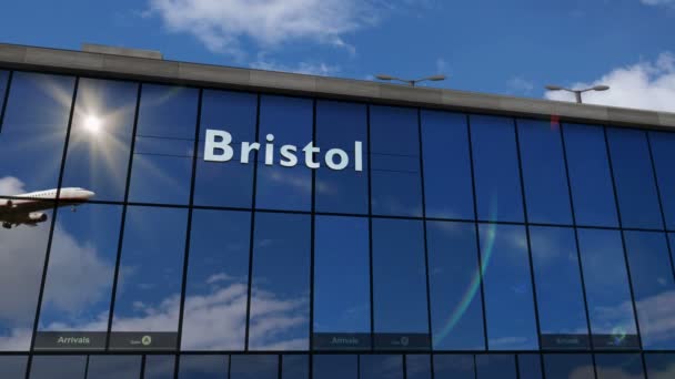 Avión Aterrizando Bristol Reino Unido Inglaterra Llegada Ciudad Con Terminal — Vídeo de stock
