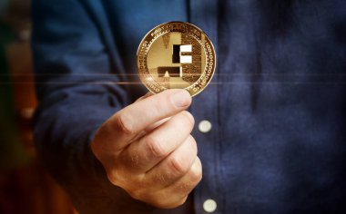 Poznan, Polonya, 4 Haziran 2024: Birinci Dijital USD FDUSD kripto para birimi elle soyut kavram