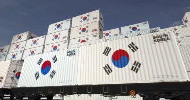 Güney Kore bir yük vagonu döngüsünde üretim ve ithalat konteynırları ihraç eder. Demiryolu tren taşımacılığı ve Güney Kore bayrağıyla nakliye işi. 3B döngü ve kusursuz canlandırma.