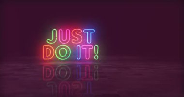 Sadece motivasyon sloganı olarak Neon sembolü kullan. Renkli ampuller. Başarı, soyut, kusursuz ve döngüsel kavramlara ilham verir. 3D tünel animasyonunda uçuyor..