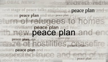 Savaş başlıklarını sona erdirmek için barış planı ve müzakereler uluslararası medyada manşet oldu. Gürültü gösterilerinde haber başlıklarının soyut konsepti. TV arızası etkisi 3d illüstrasyon.