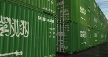 Suudi Arabistan kargo konteynerlerini sorunsuz ve geri dönüşümlü iş konseptiyle ihraç edip ithal ediyor. Suudi Arabistan bayrağı endüstriyel nakliye kutusu 3D döngü.