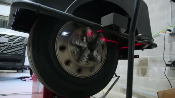 Equilibratura Della Ruota Riparazione Cambio Auto Camion Pneumatico Garage Servizio — Video Stock