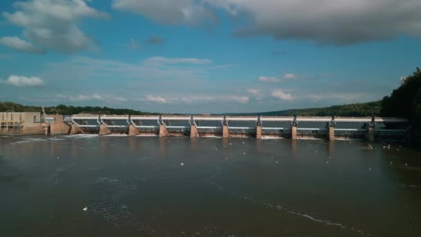 Barrage Avec Eau Courante Sur Rivière Vue Sur Drone Images — Video