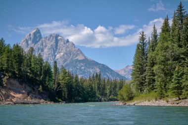 Moran Dağı ve Grand Teton Dağı Grand Teton Ulusal Parkı, Wyoming 'de. Yüksek kalite fotoğraf