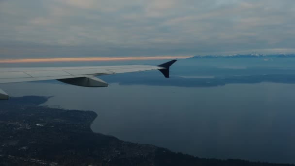 Самолёт Приземляется Международном Аэропорту Сиэтл Такома Высококачественные Кадры — стоковое видео