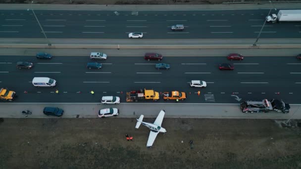 Emergency Airplane Landing Highway Drone Shot High Quality Photo — Vídeo de Stock