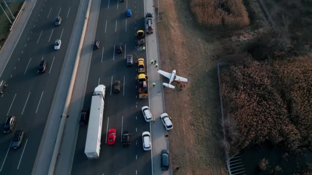 Emergency Airplane Landing Highway Drone Shot High Quality Photo — 비디오