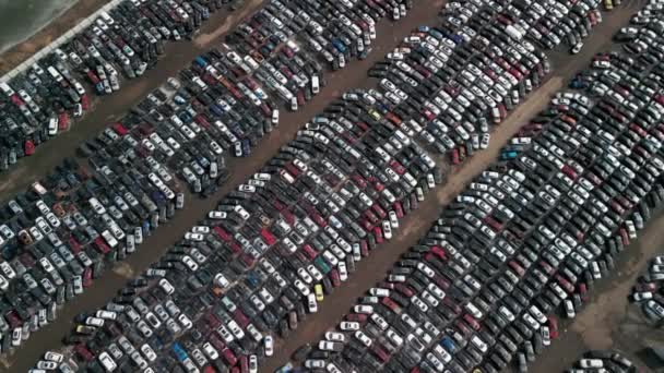 Araba Satıcısının Büyük Araba Parkının Havadan Görünüşü Kinci Kullanılmış Arabalar — Stok video