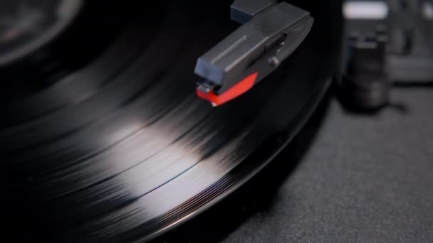 Vintage Turntable Spinning Vinyl Record High Quality Footage — Video Stock