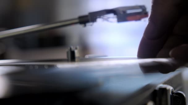 Vintage Turntable Spinning Vinyl Record High Quality Footage — Stockvideo