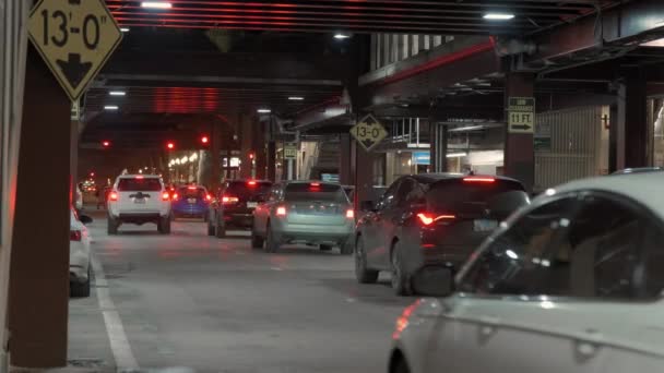 Cars Traffic Street Chicago Street Night Time Chicago Usa January — Stock Video