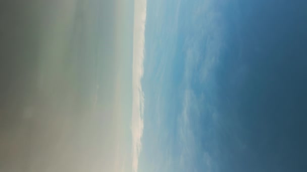 ドローン雲の中を飛ぶ 高品質4K映像 — ストック動画